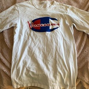 Champion short sleeved tee